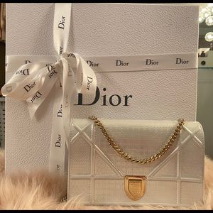 ❌SOLD❌ Dior Diorama calfskin clutch/wallet on chain